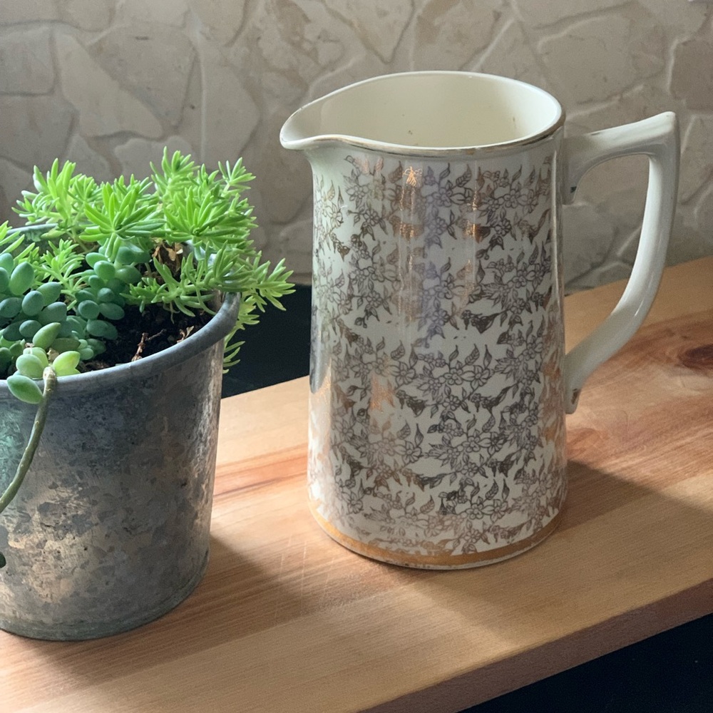 SADLER | Vintage Gold Patterned  Pitcher | Floral Pattern